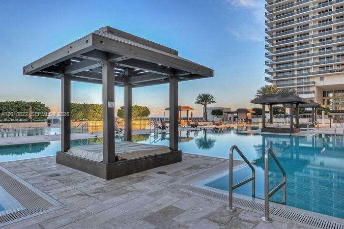 BEACH CLUB THREE - 1800 Ocean Dr, Hallandale Beach, FL 33009 | Picture 35