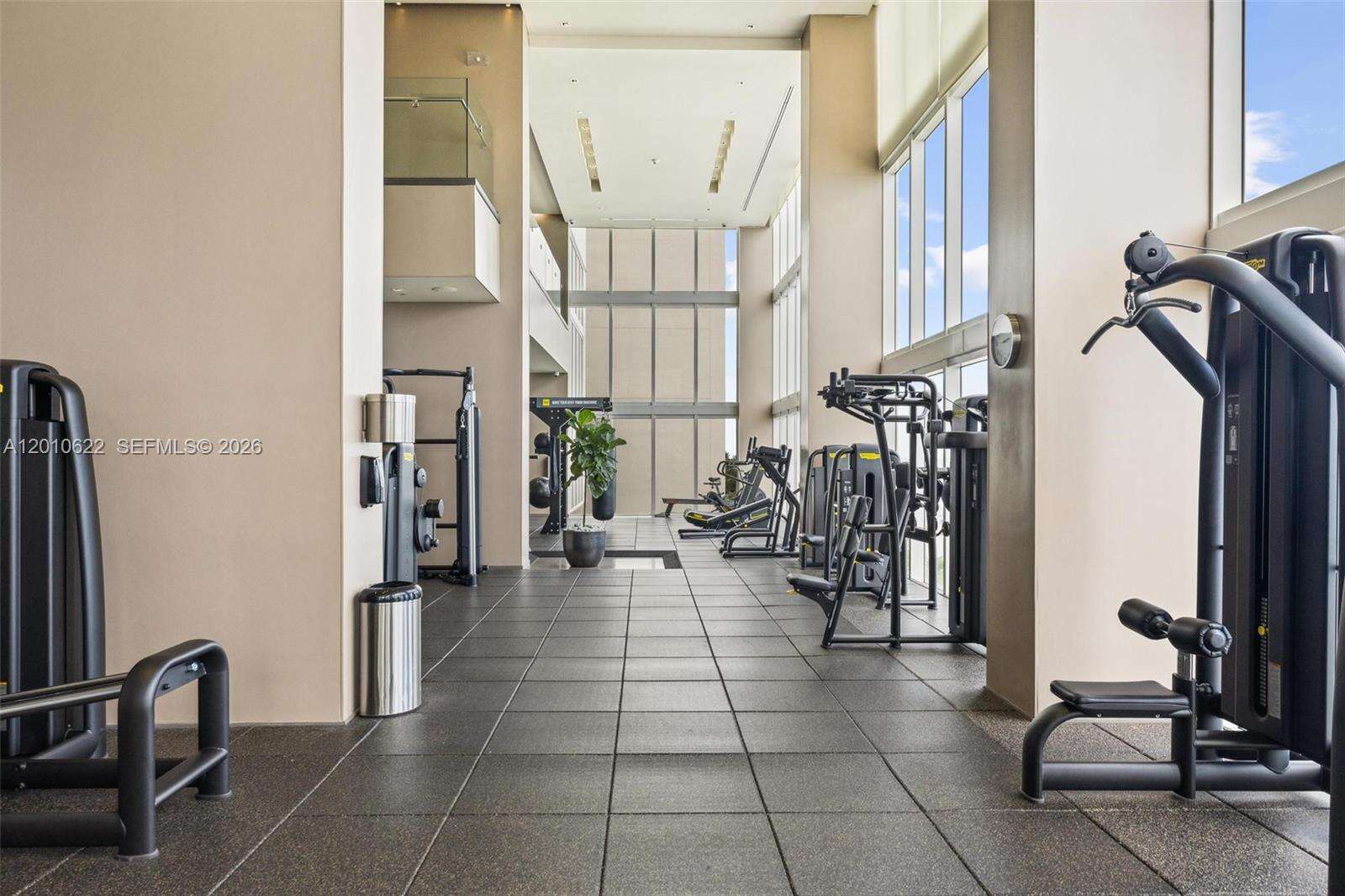 BEACH CLUB THREE - 1800 Ocean Dr, Hallandale Beach, FL 33009 | Picture 45