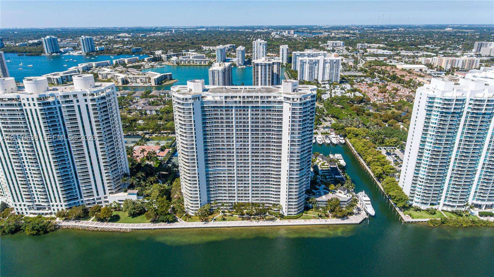 7000 ISL BLVD WILLIAMS ISL - 7000 Island Blvd, Aventura, FL 33160 | Picture 13