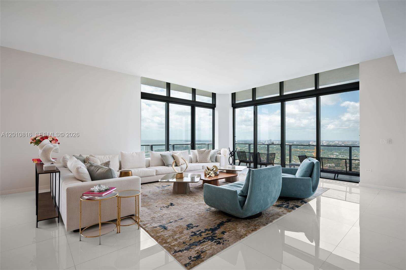 Rise Brickell at 88 7 St, Miami, FL 33130 - For Sale photo 4