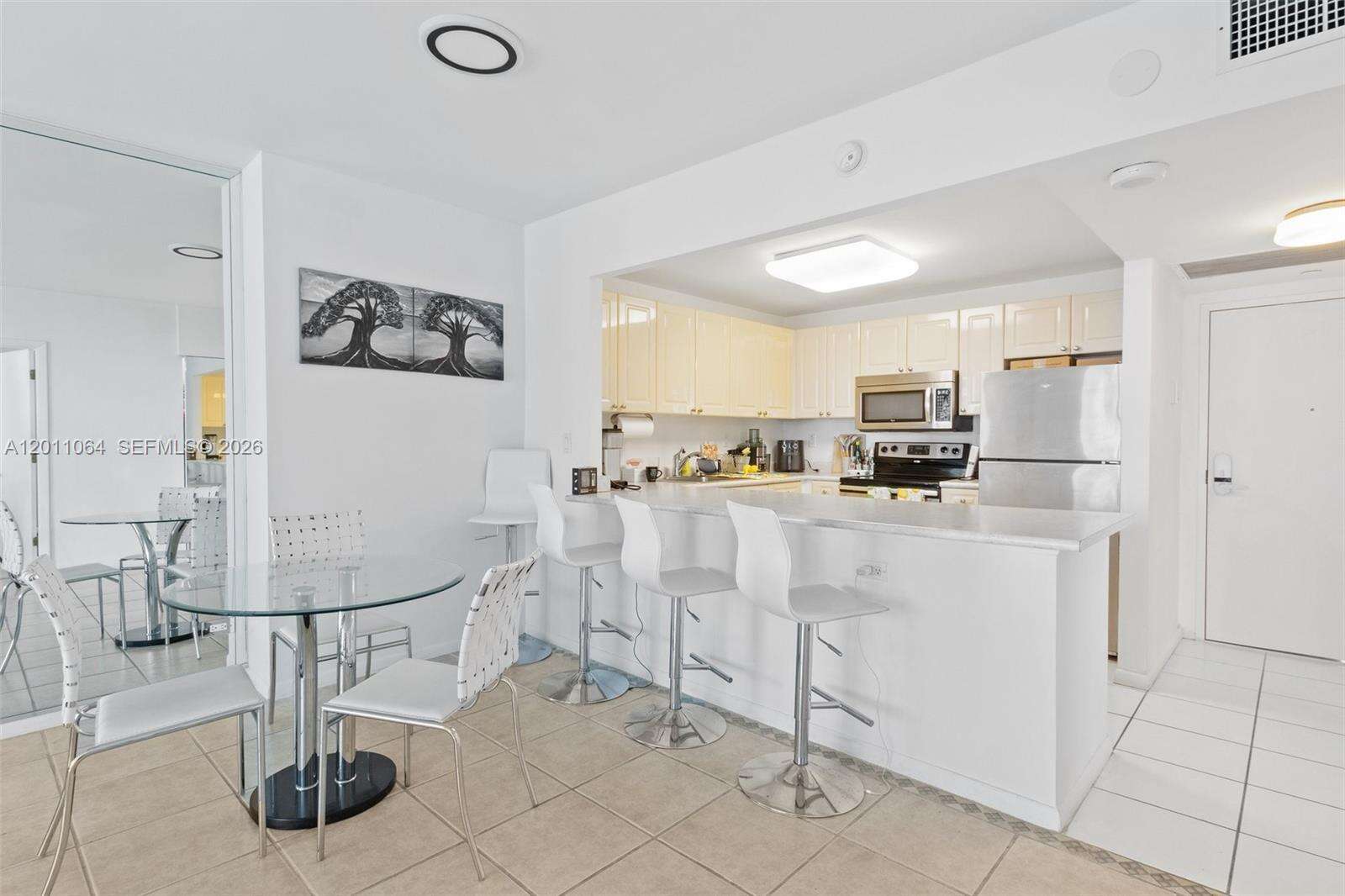 RONEY PALACE - 2301 Collins Ave, Miami Beach, FL 33139 | Picture 7