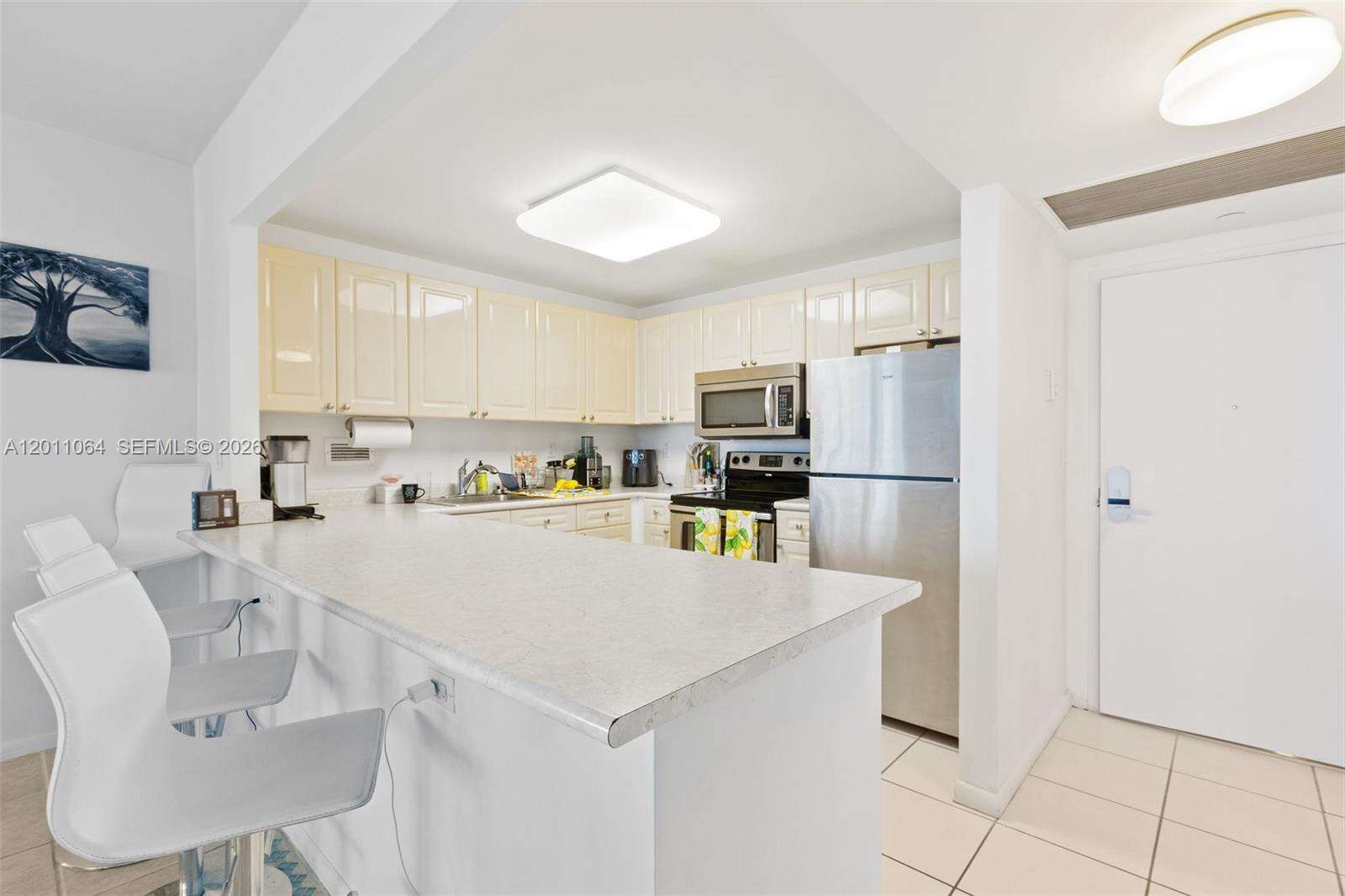 RONEY PALACE - 2301 Collins Ave, Miami Beach, FL 33139 | Picture 8