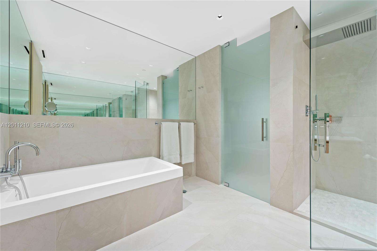 SEASIDE - 19242 Fisher Island Dr, Miami Beach, FL 33109 | Picture 24