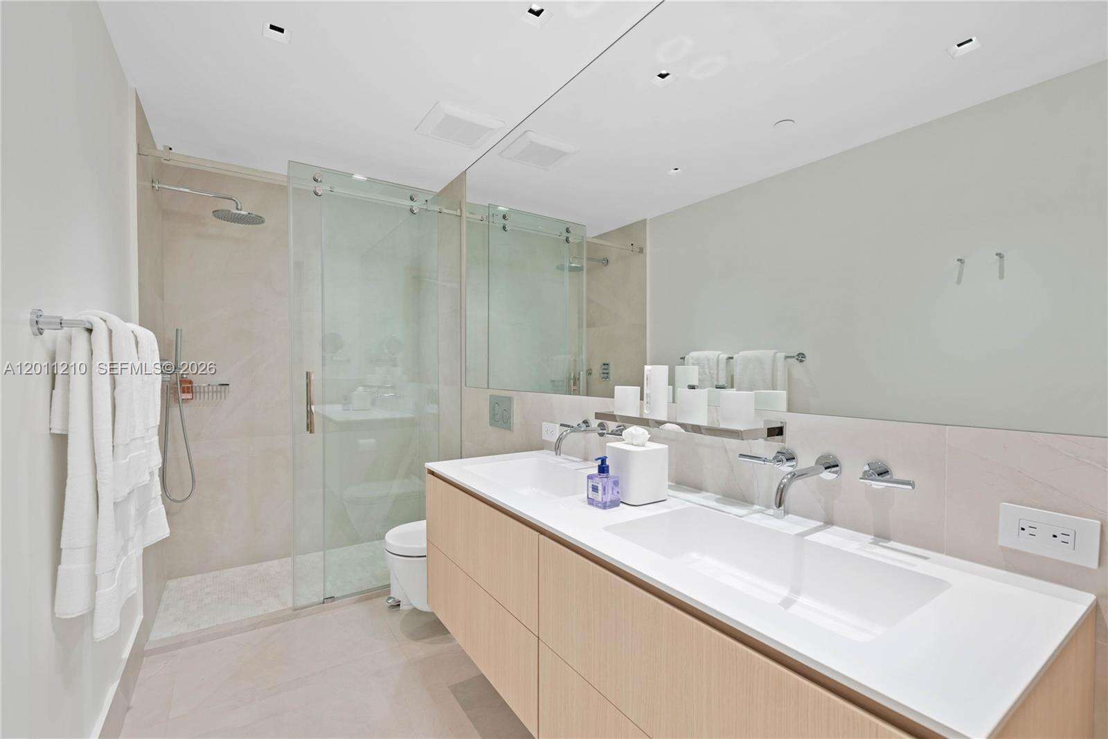 SEASIDE - 19242 Fisher Island Dr, Miami Beach, FL 33109 | Picture 27