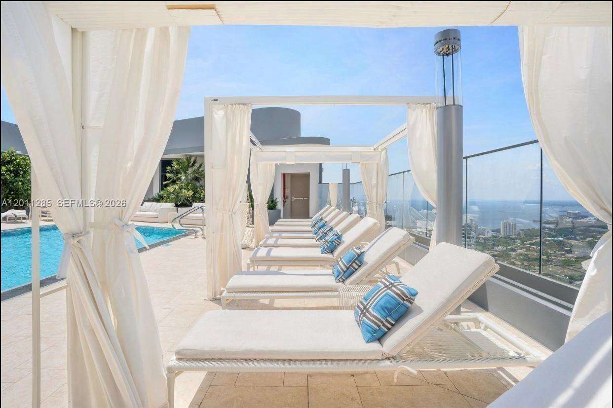 BRICKELL FLATIRON - 1000 Brickell Plz, Miami, FL 33131 | Picture 2
