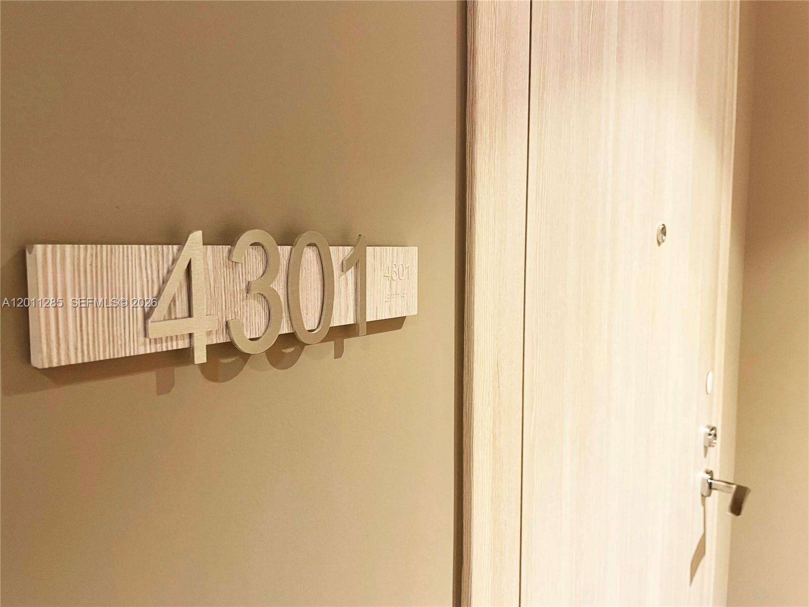 BRICKELL FLATIRON - 1000 Brickell Plz, Miami, FL 33131 | Picture 16