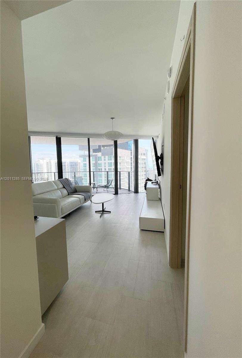 BRICKELL FLATIRON - 1000 Brickell Plz, Miami, FL 33131 | Picture 19