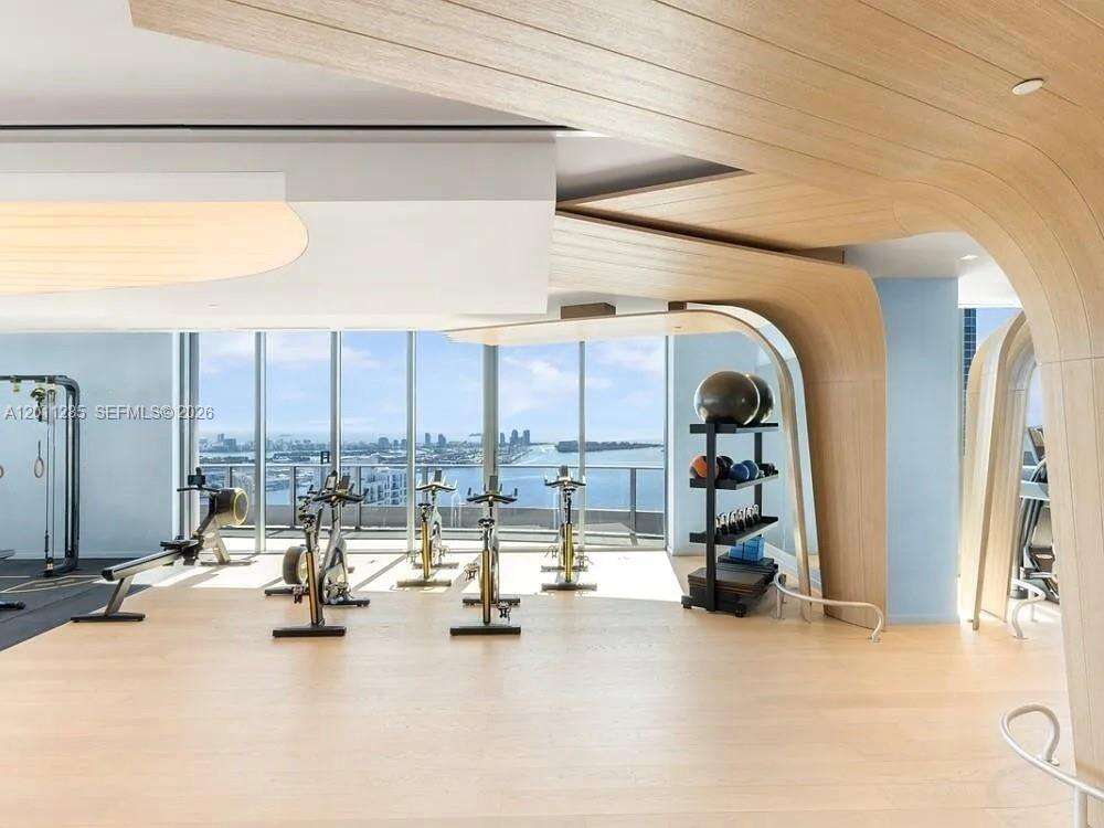 BRICKELL FLATIRON - 1000 Brickell Plz, Miami, FL 33131 | Picture 23