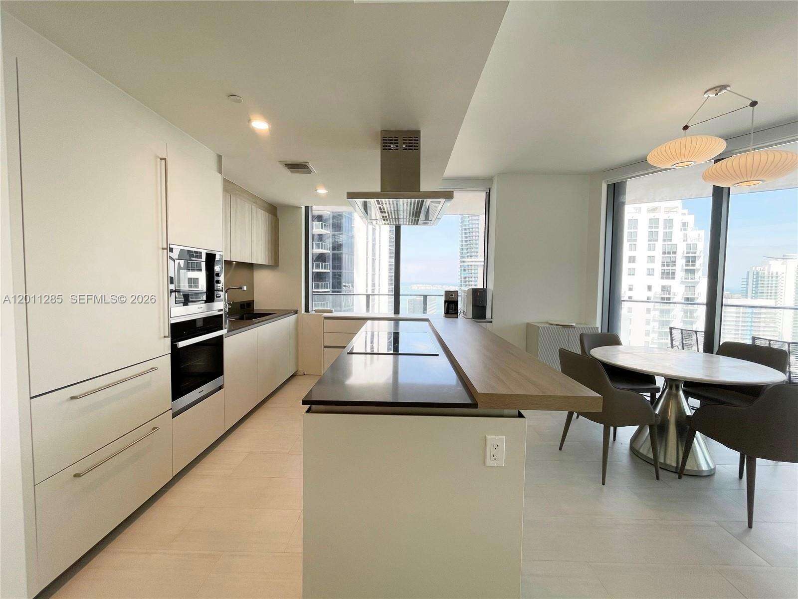 BRICKELL FLATIRON - 1000 Brickell Plz, Miami, FL 33131 | Picture 4