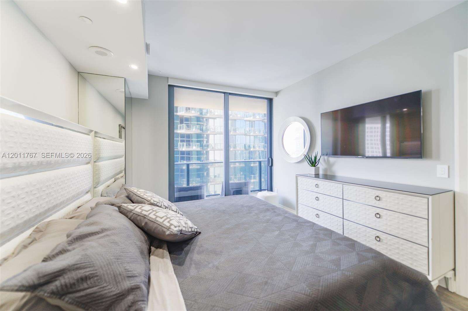 Sls Lux at 801 Miami Ave, Miami, FL 33130 - For Sale photo 19