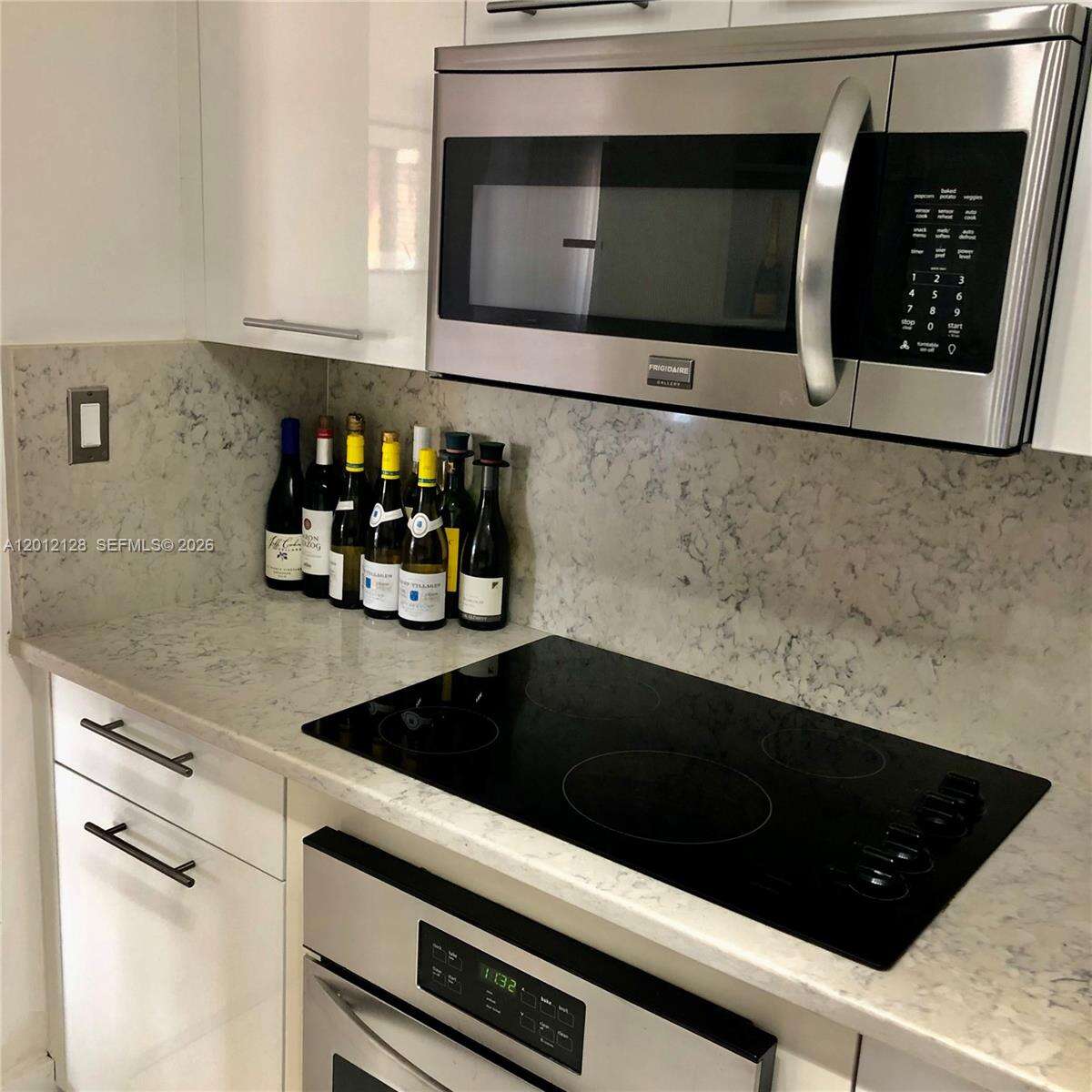Yacht Club At Portofino at 90 Alton Rd, Miami Beach, FL 33139 - For Sale photo 3
