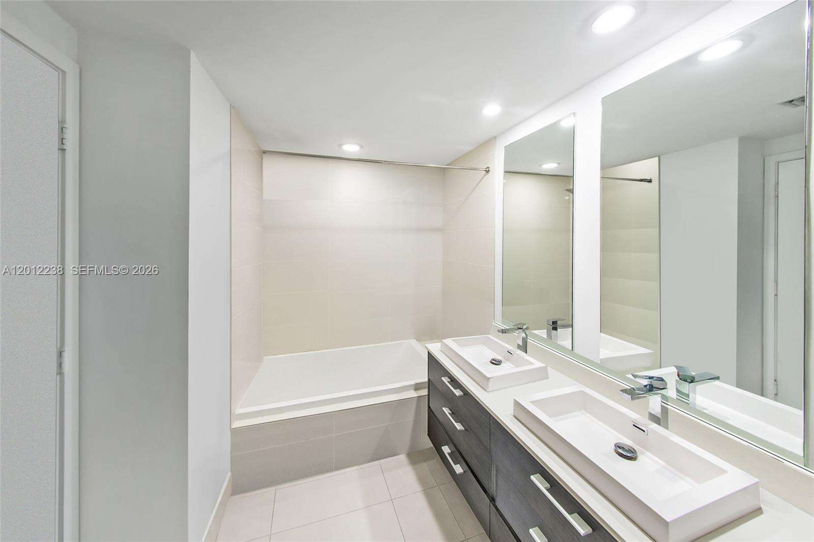 Brickell Heights East at 45 9 St, Miami, FL 33130 - For Sale photo 31