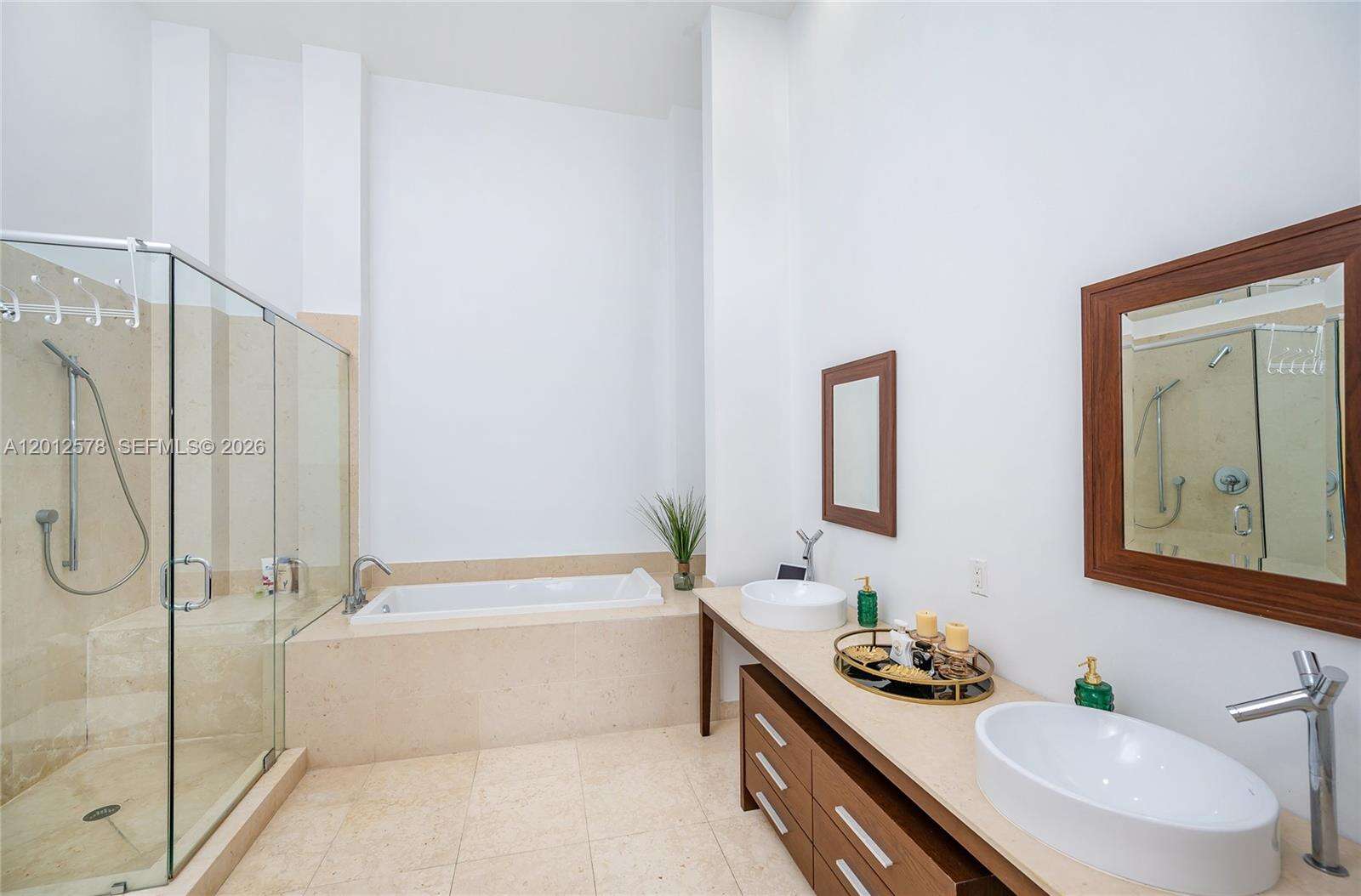 ICON BRICKELL NO TWO - 495 Brickell Ave, Miami, FL 33131 | Picture 11