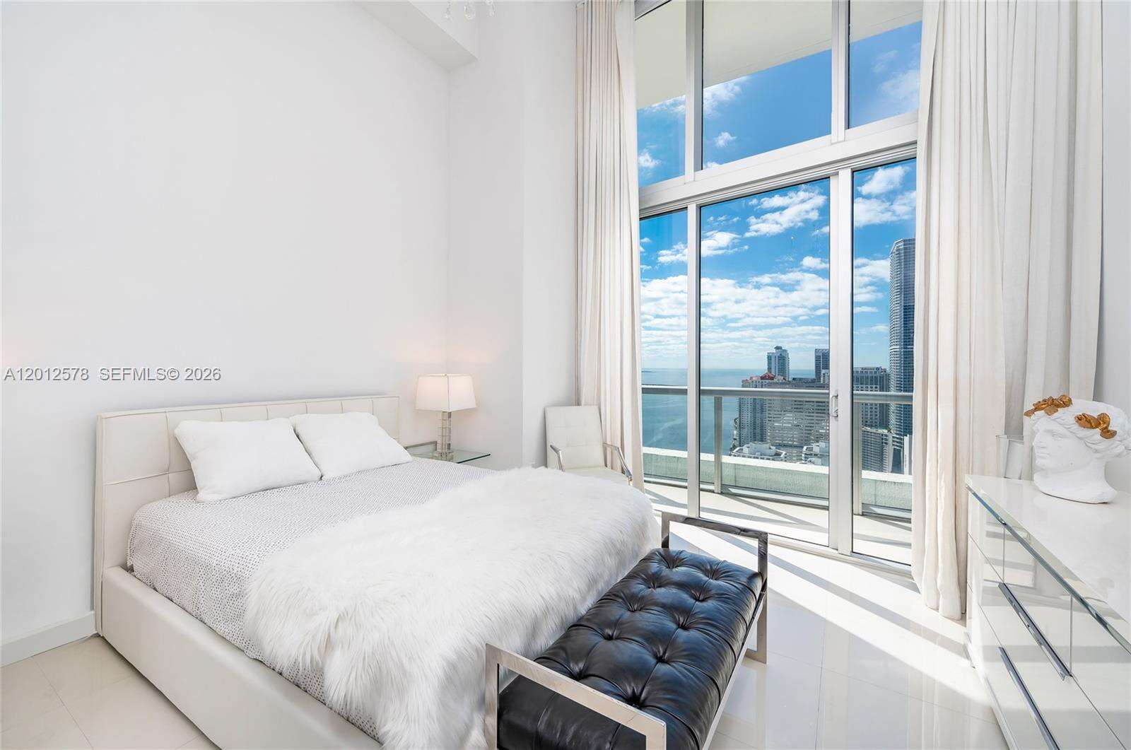 ICON BRICKELL NO TWO - 495 Brickell Ave, Miami, FL 33131 | Picture 9