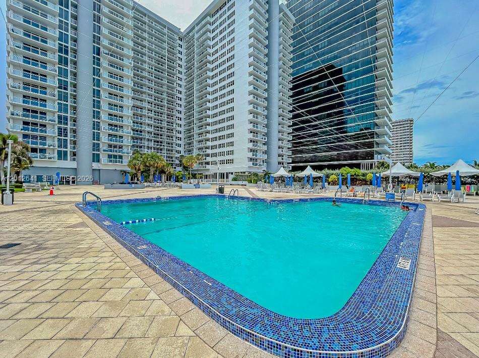 Parker Plaza at 2030 Ocean Dr, Hallandale Beach, FL 33009 - For Sale photo 49