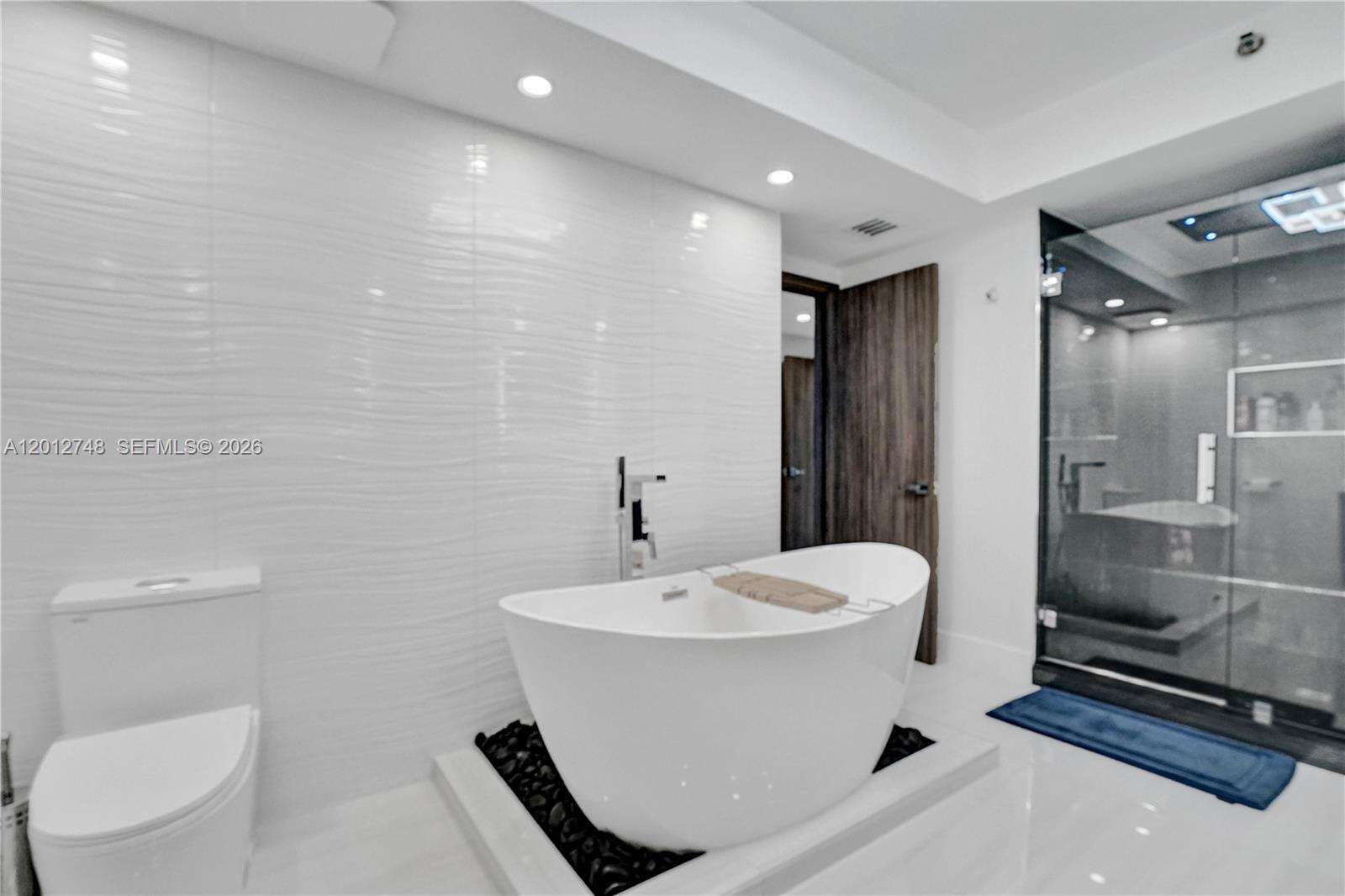 Hamptons West at 20281 Country Club Dr, Aventura, FL 33180 - For Sale photo 50