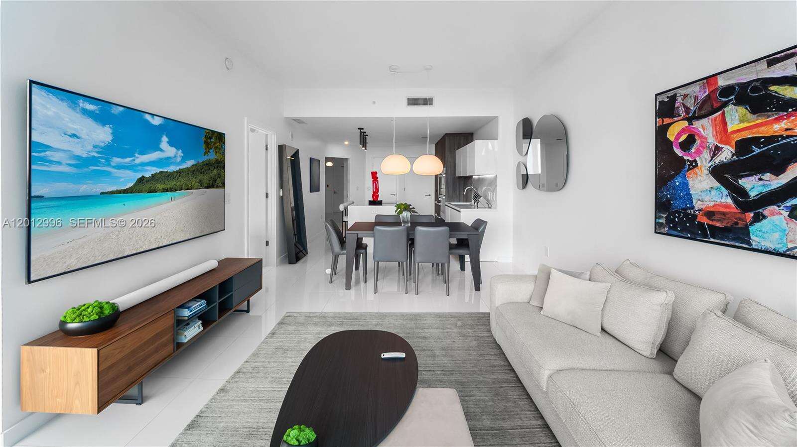 Paramount Miami Worldcenter at 851 1 Ave, Miami, FL 33132 - For Sale photo 11