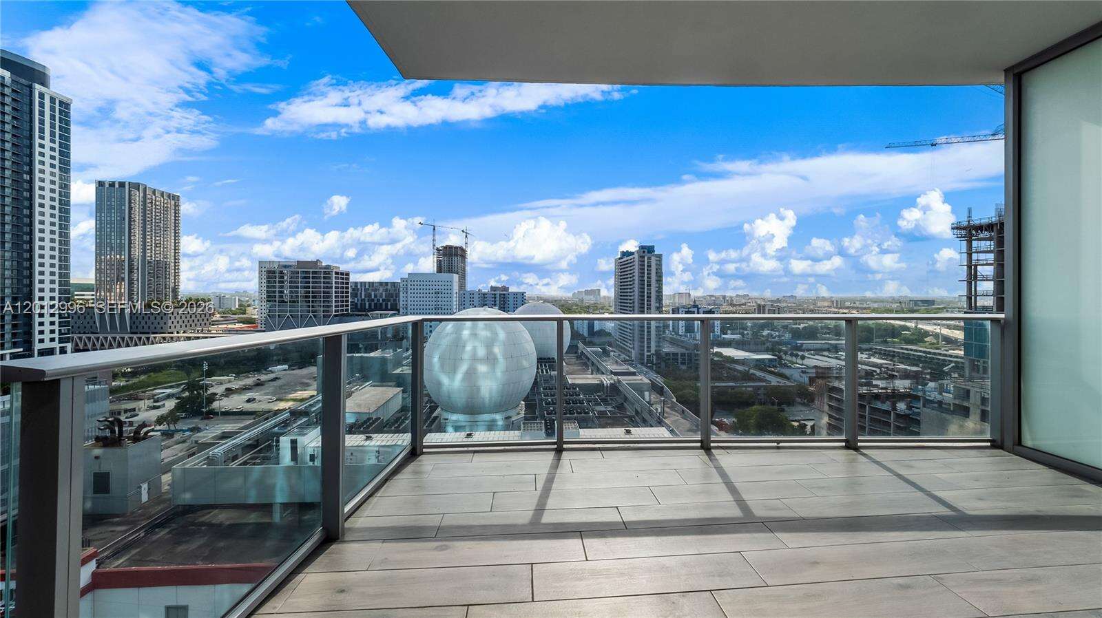 Paramount Miami Worldcenter at 851 1 Ave, Miami, FL 33132 - For Sale photo 13