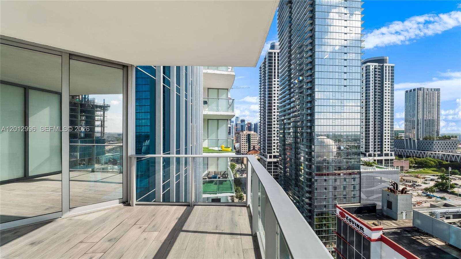 Paramount Miami Worldcenter at 851 1 Ave, Miami, FL 33132 - For Sale photo 15