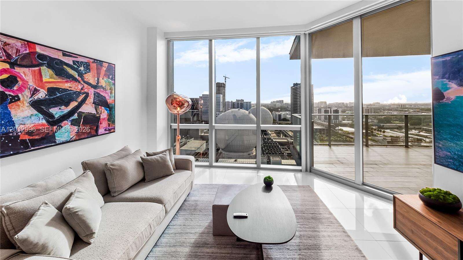Paramount Miami Worldcenter at 851 1 Ave, Miami, FL 33132 - For Sale photo 10
