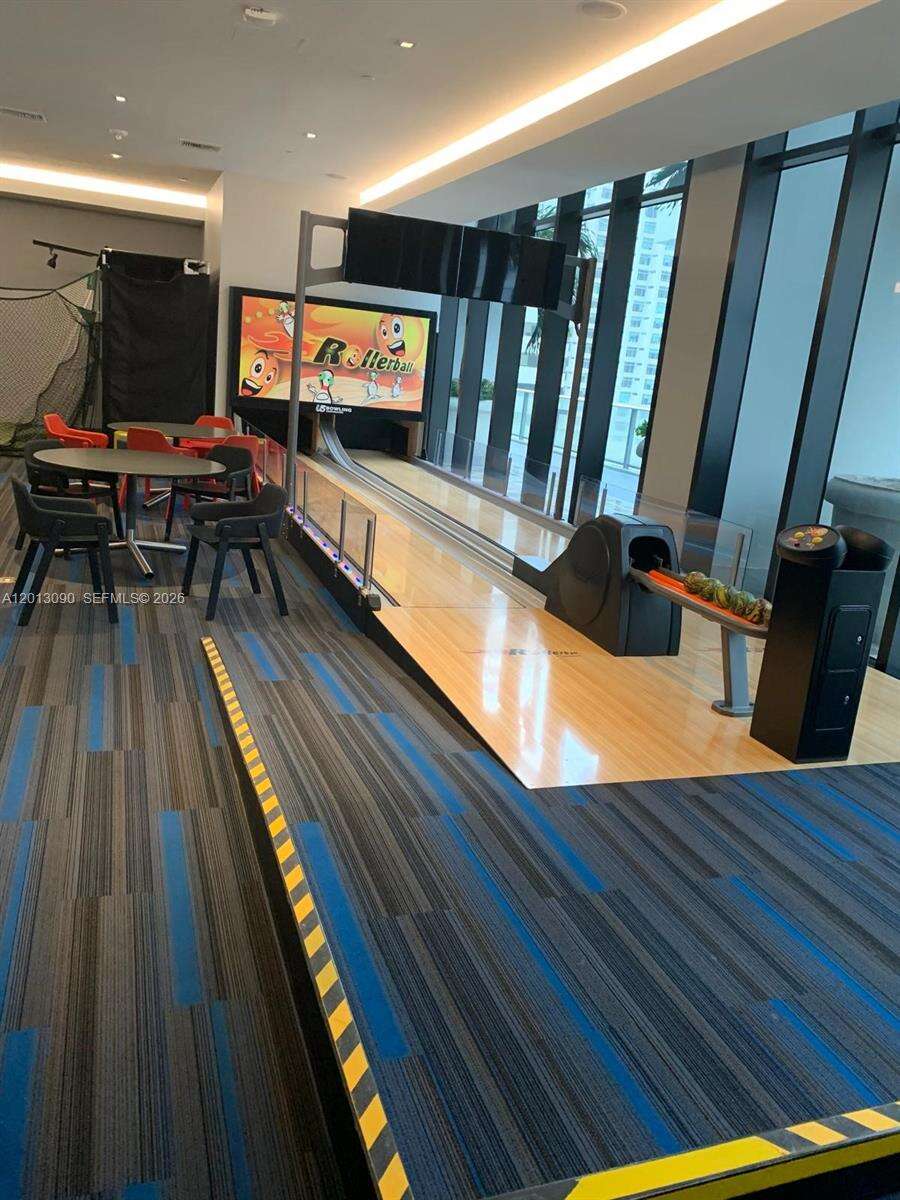 1010 Brickell at 1010 Brickell Ave, Miami, FL 33131 - For Sale photo 5