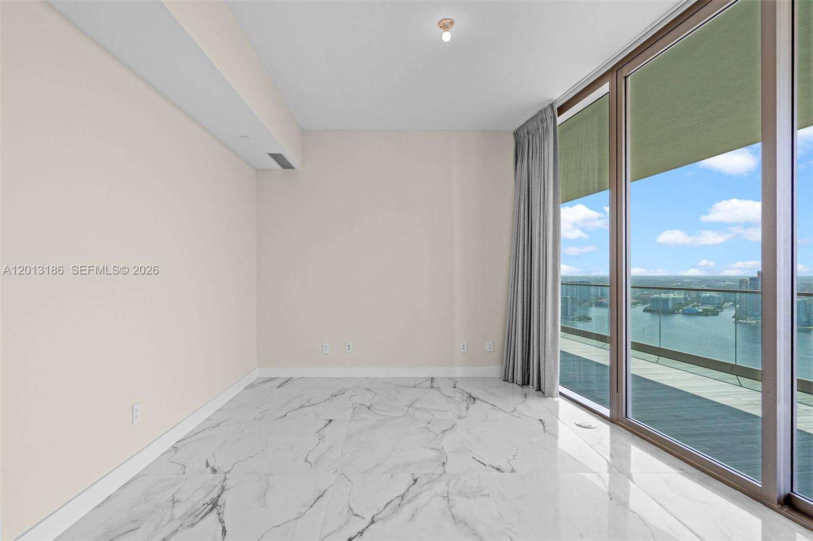18975 COLLINS - 18975 Collins Ave, Sunny Isles Beach, FL 33160 | Picture 18