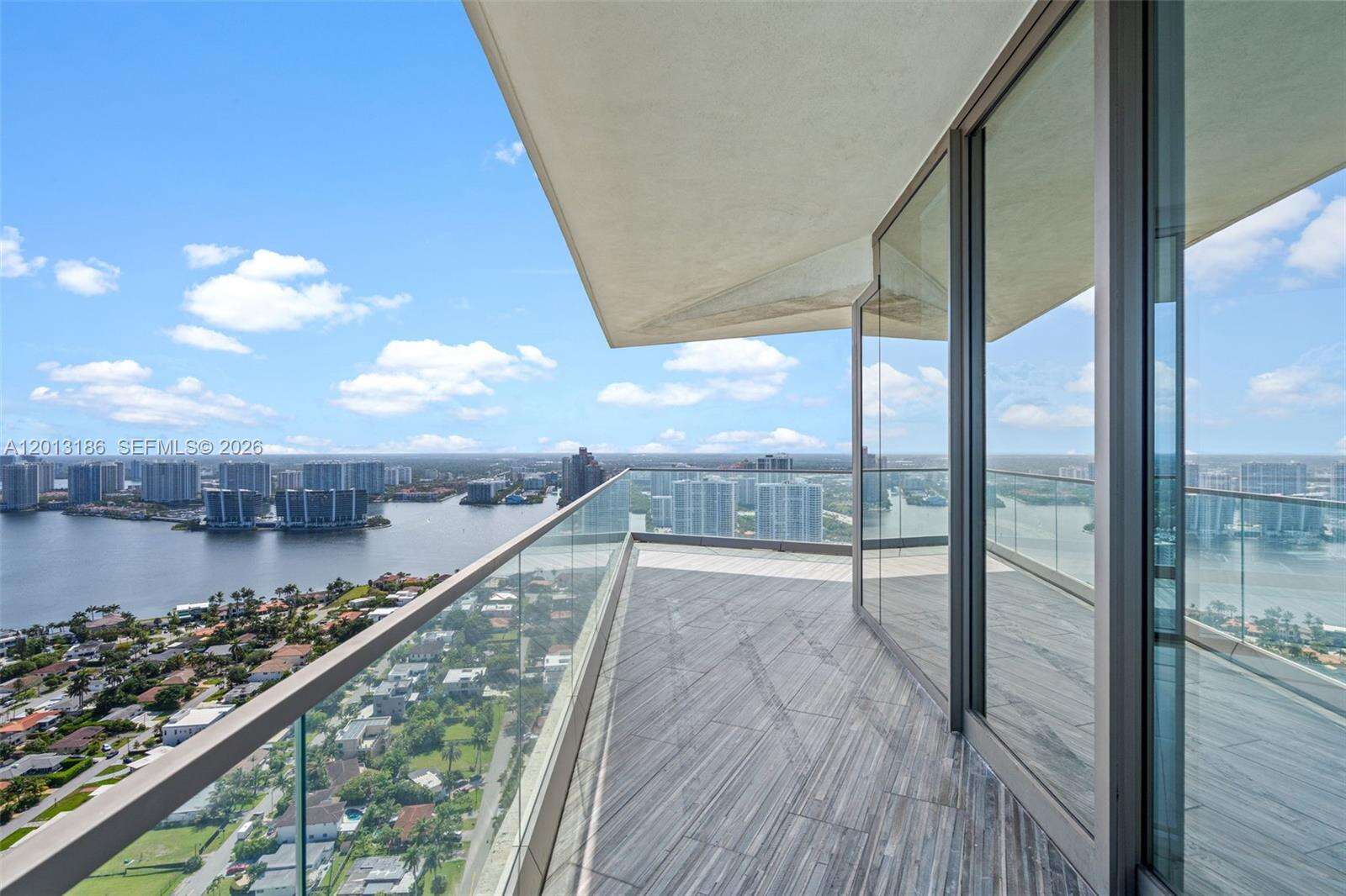 18975 COLLINS - 18975 Collins Ave, Sunny Isles Beach, FL 33160 | Picture 29