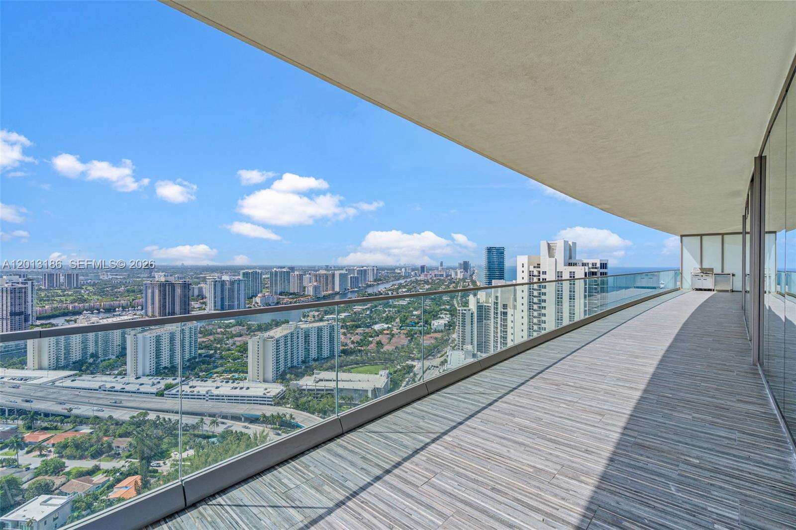 18975 COLLINS - 18975 Collins Ave, Sunny Isles Beach, FL 33160 | Picture 30