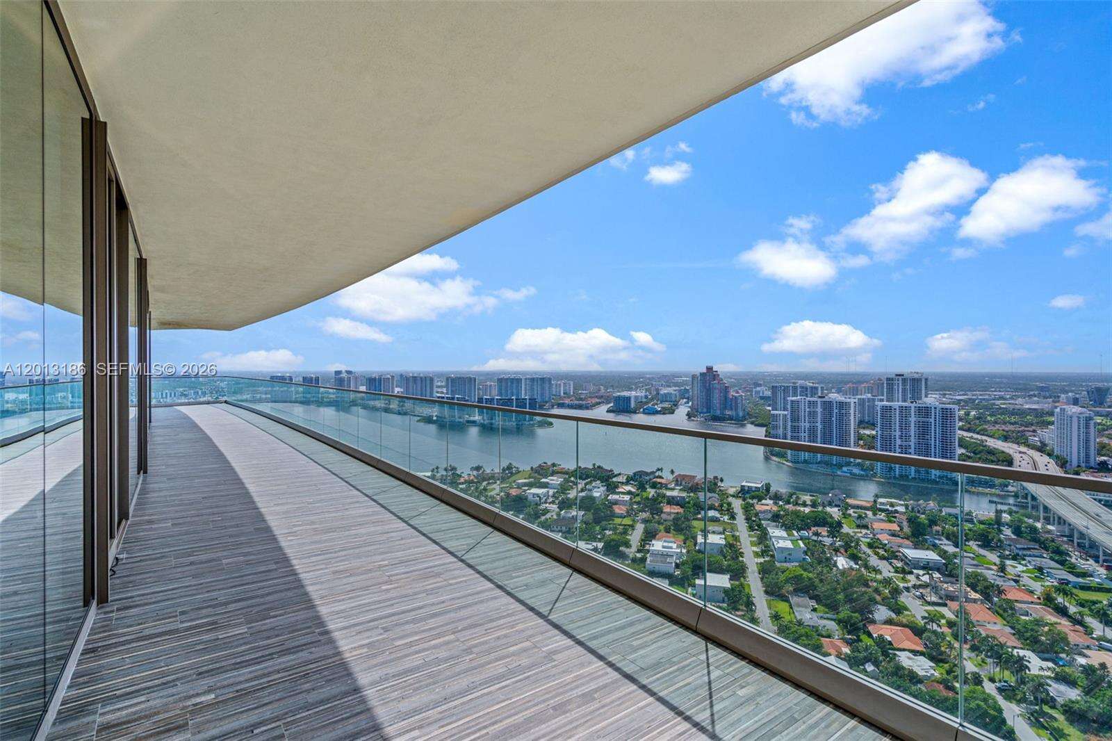 18975 COLLINS - 18975 Collins Ave, Sunny Isles Beach, FL 33160 | Picture 35