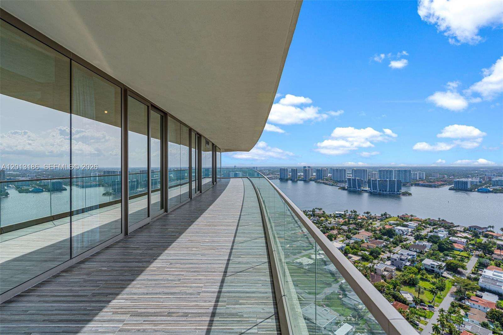 18975 COLLINS - 18975 Collins Ave, Sunny Isles Beach, FL 33160 | Picture 36