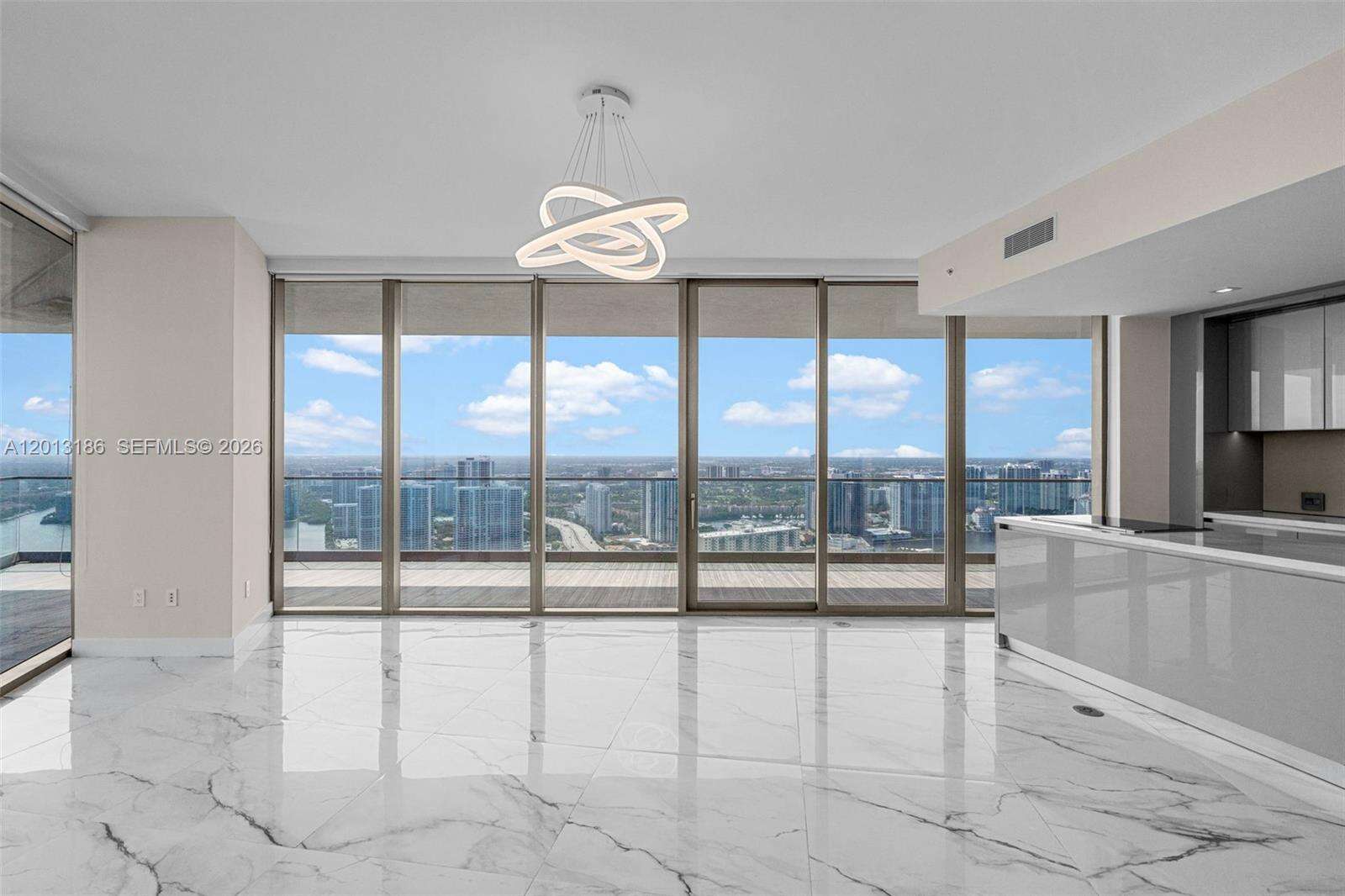 18975 COLLINS - 18975 Collins Ave, Sunny Isles Beach, FL 33160 | Picture 5