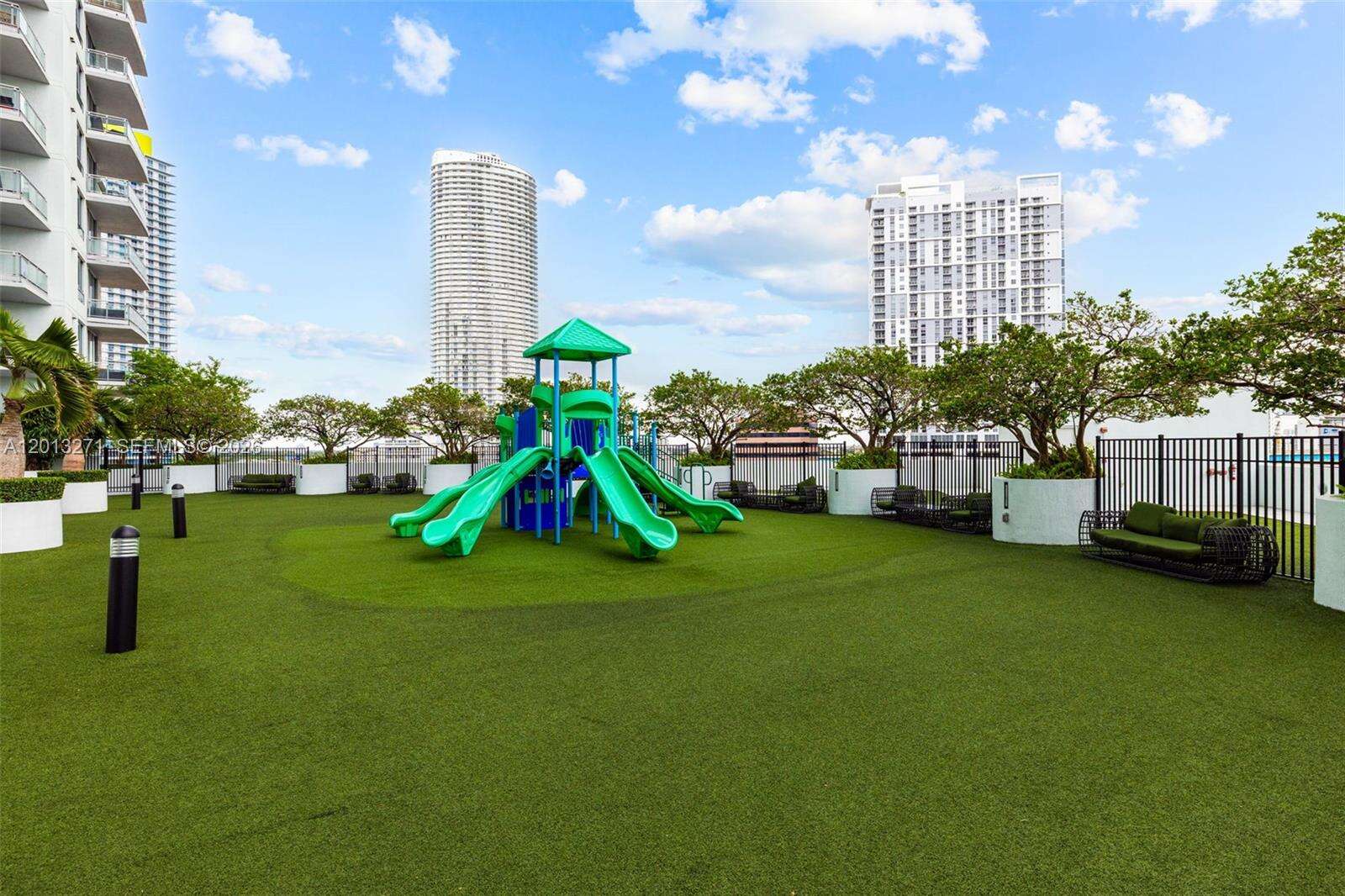The Ivy at 90 3 St, Miami, FL 33130 - For Sale photo 61
