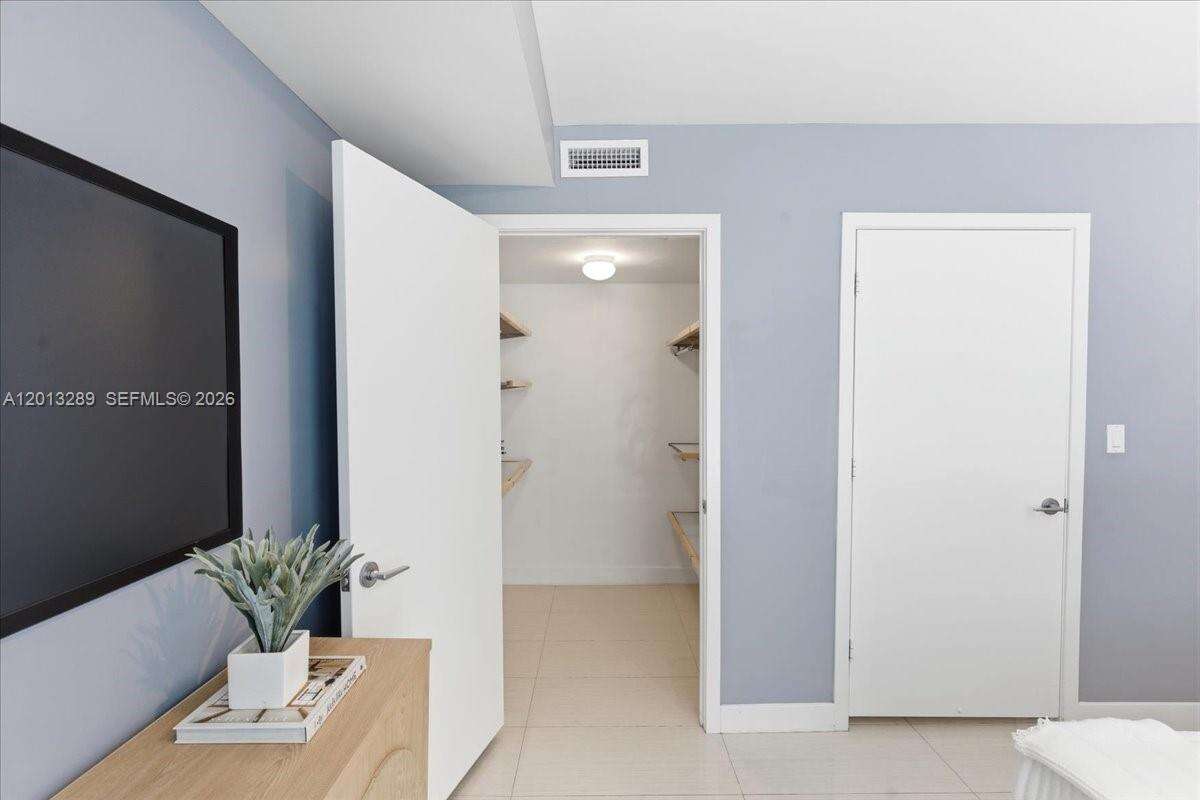Axis On Brickell at 1111 1 Ave, Miami, FL 33130 - For Sale photo 21
