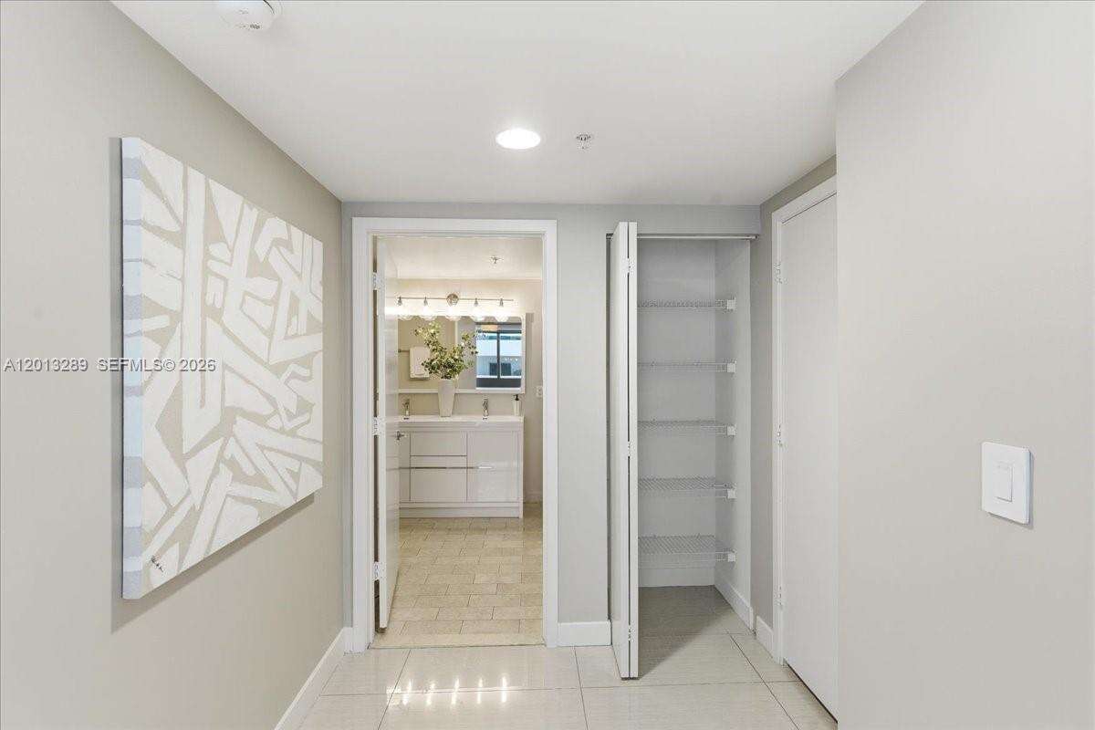 Axis On Brickell at 1111 1 Ave, Miami, FL 33130 - For Sale photo 33