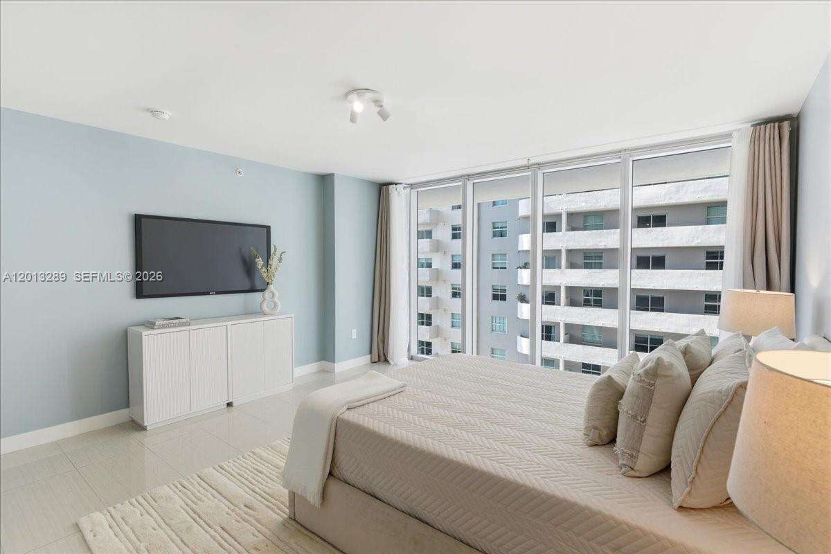 Axis On Brickell at 1111 1 Ave, Miami, FL 33130 - For Sale photo 39