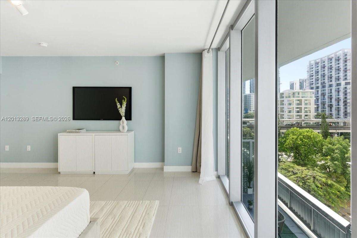 Axis On Brickell at 1111 1 Ave, Miami, FL 33130 - For Sale photo 41