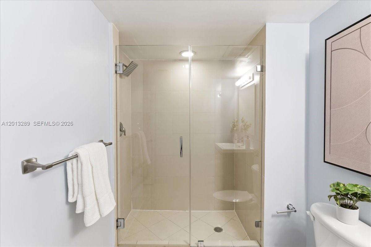 Axis On Brickell at 1111 1 Ave, Miami, FL 33130 - For Sale photo 45