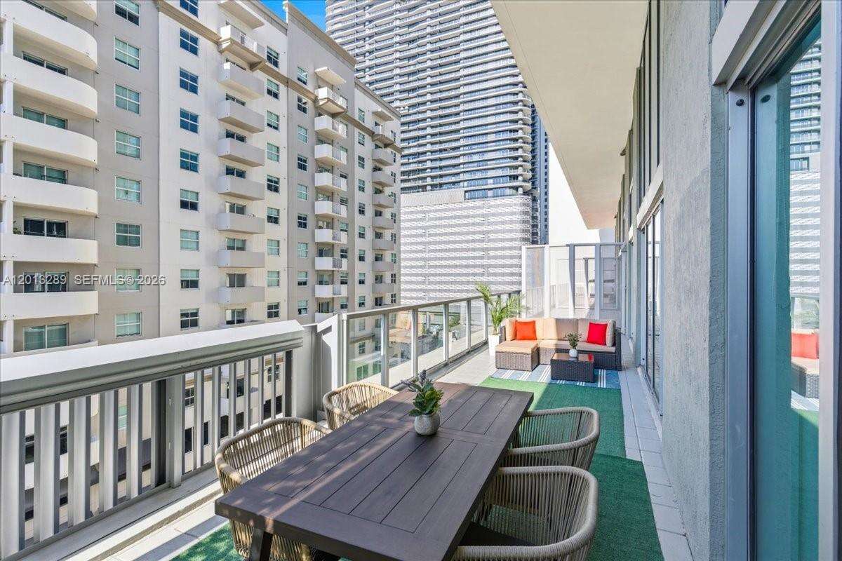 Axis On Brickell at 1111 1 Ave, Miami, FL 33130 - For Sale photo 47