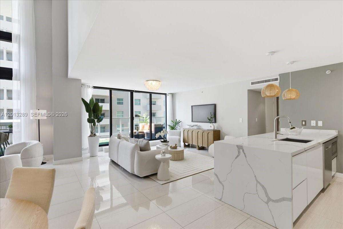 Axis On Brickell at 1111 1 Ave, Miami, FL 33130 - For Sale photo 6