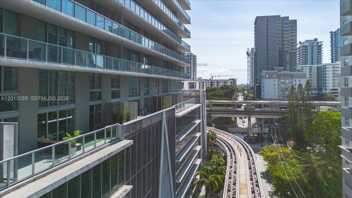 Axis On Brickell at 1111 1 Ave, Miami, FL 33130 - For Sale photo 57