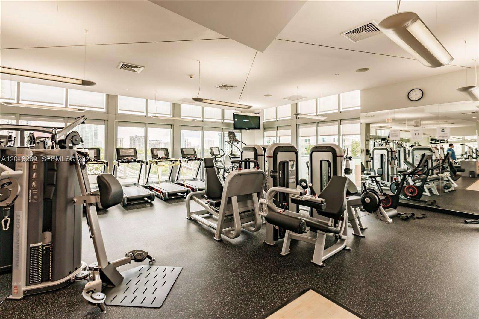 Axis On Brickell at 1111 1 Ave, Miami, FL 33130 - For Sale photo 67