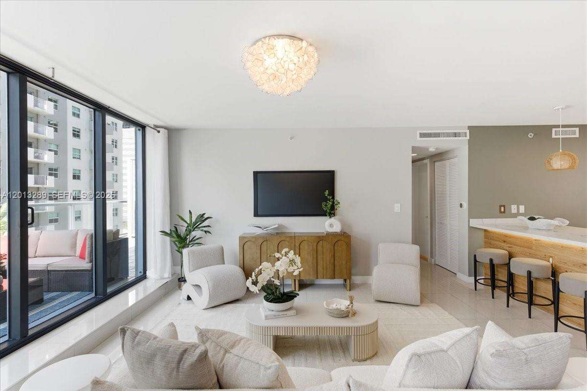 Axis On Brickell at 1111 1 Ave, Miami, FL 33130 - For Sale photo 8