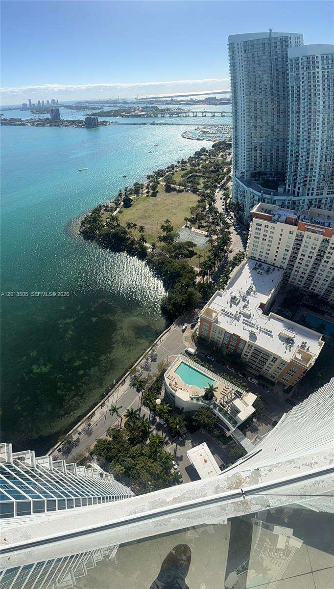 Paramount Bay at 2020 Bayshore Dr, Miami, FL 33137 - For Sale photo 4
