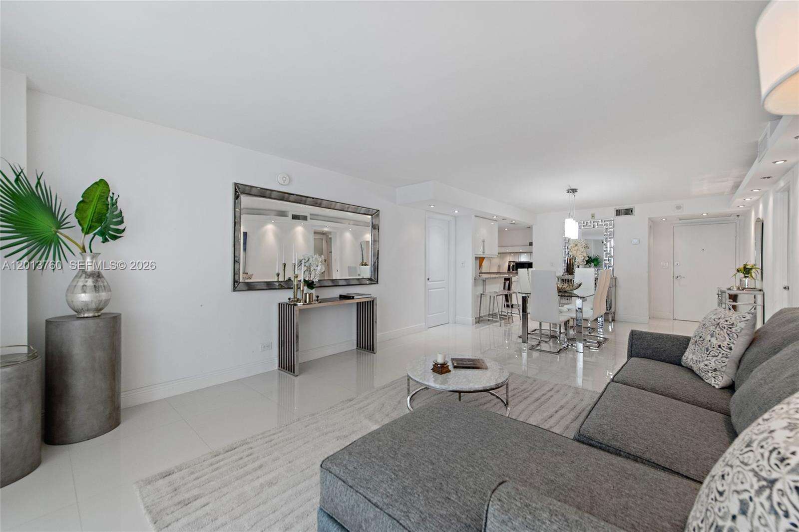 Maison Grande at 6039 Collins Ave, Miami Beach, FL 33140 - For Sale photo 10