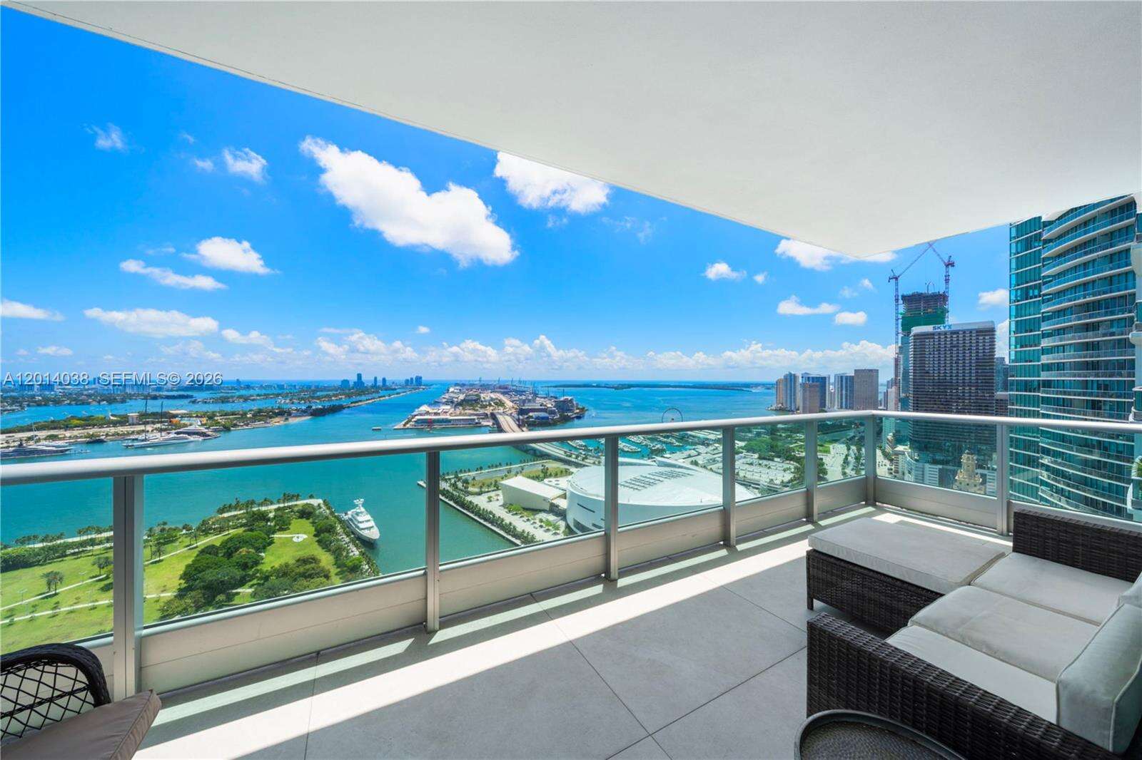 900 Biscayne at 900 Biscayne Blvd, Miami, FL 33132 - For Sale photo 1