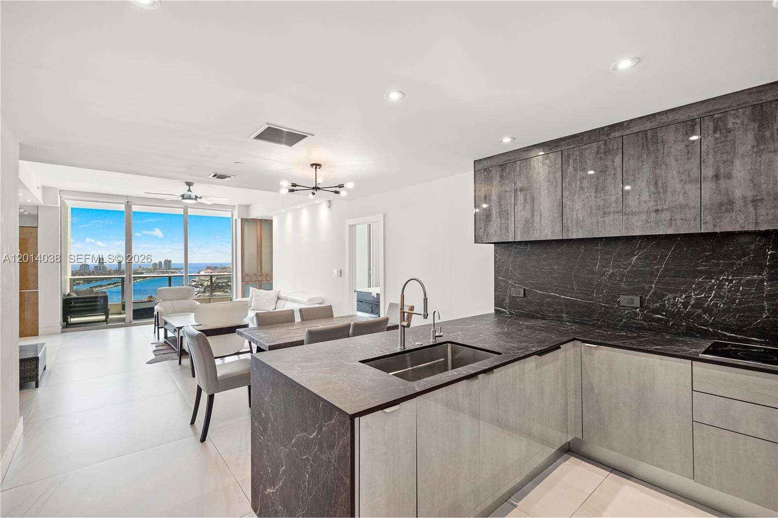 900 Biscayne at 900 Biscayne Blvd, Miami, FL 33132 - For Sale photo 21