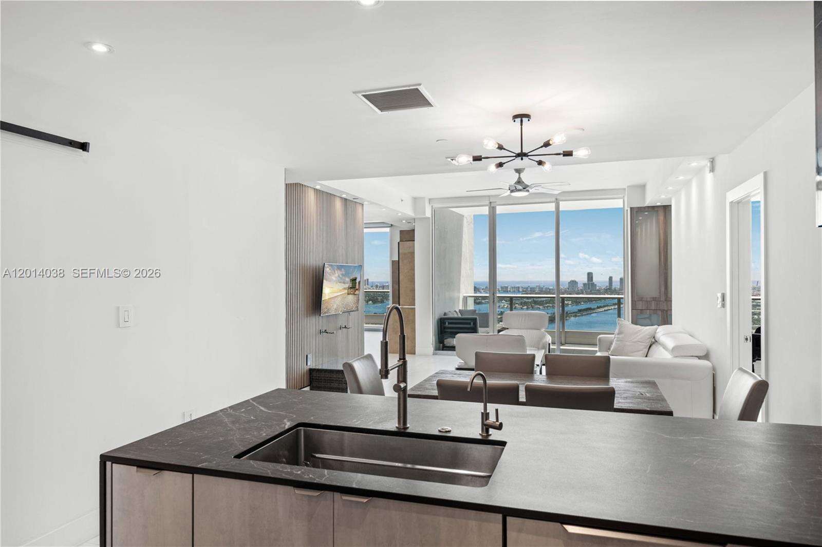 900 Biscayne at 900 Biscayne Blvd, Miami, FL 33132 - For Sale photo 24