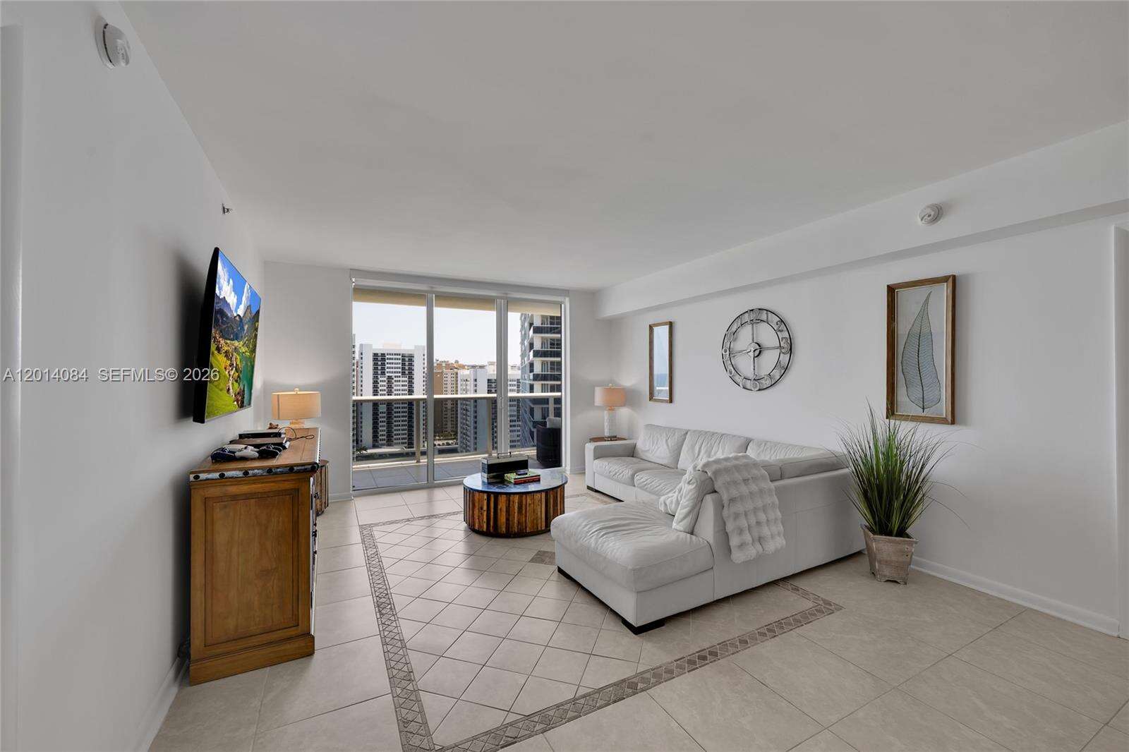 The Beach Club Two at 1830 Ocean Dr, Hallandale Beach, FL 33009 - For Sale photo 12