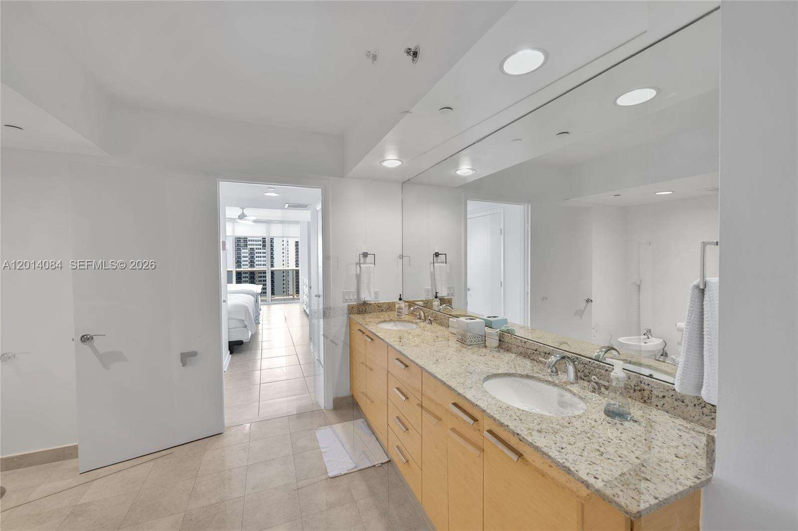 The Beach Club Two at 1830 Ocean Dr, Hallandale Beach, FL 33009 - For Sale photo 19