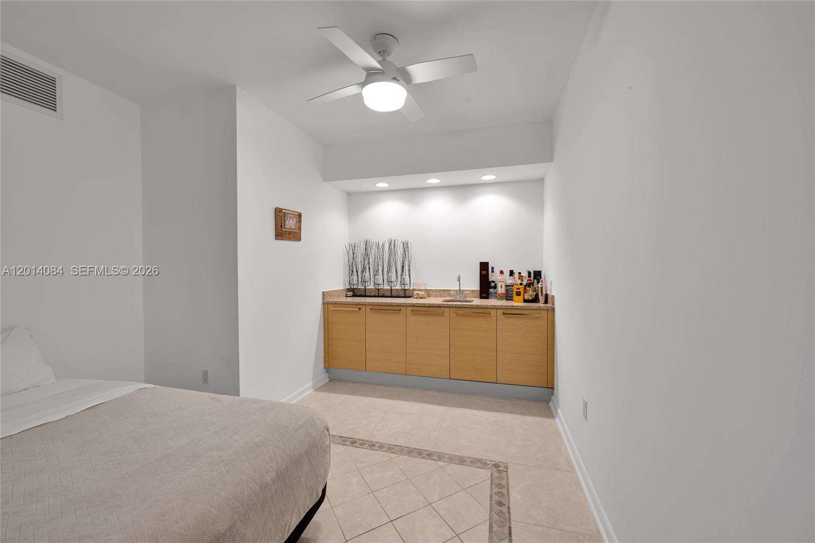 The Beach Club Two at 1830 Ocean Dr, Hallandale Beach, FL 33009 - For Sale photo 24
